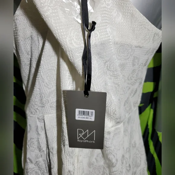 Modcloth / Royal Monk White Floral Dress XL with Pockets! NWT - Picture 6 of 8